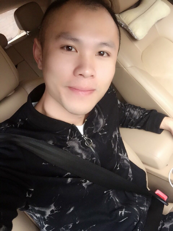 陈六六的第一张照片--随县闪婚服务中心